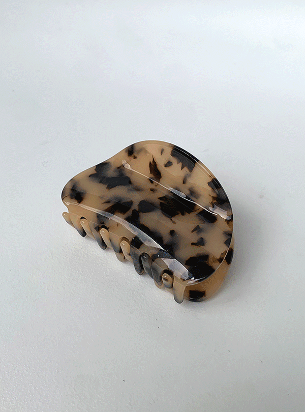 Leopard half moon hair pin