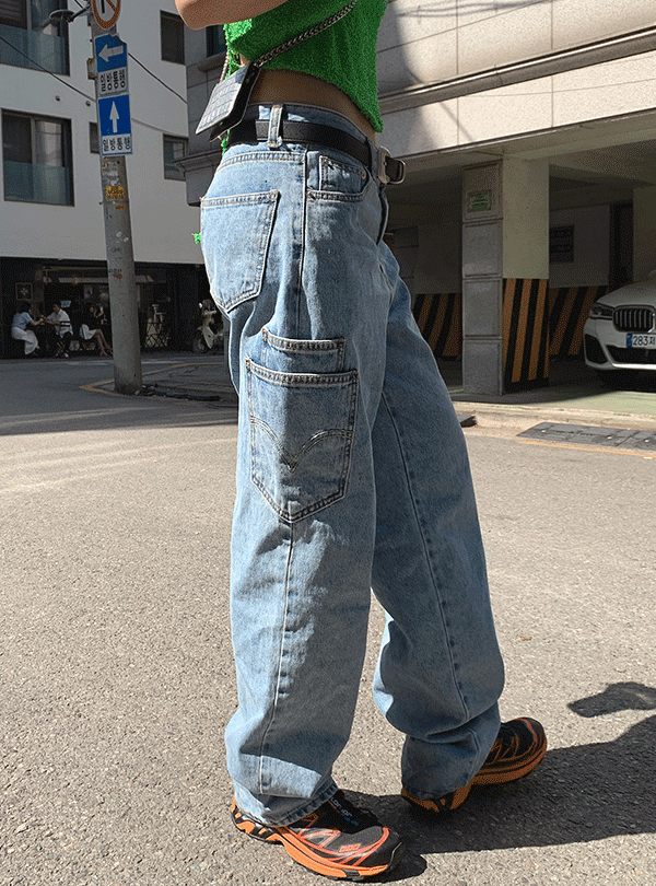 Side double pocket jeans